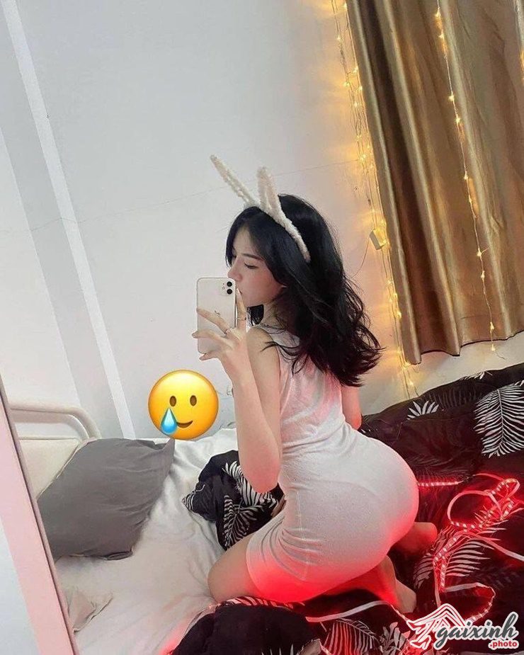 anh chup truoc guong che mat nu 08