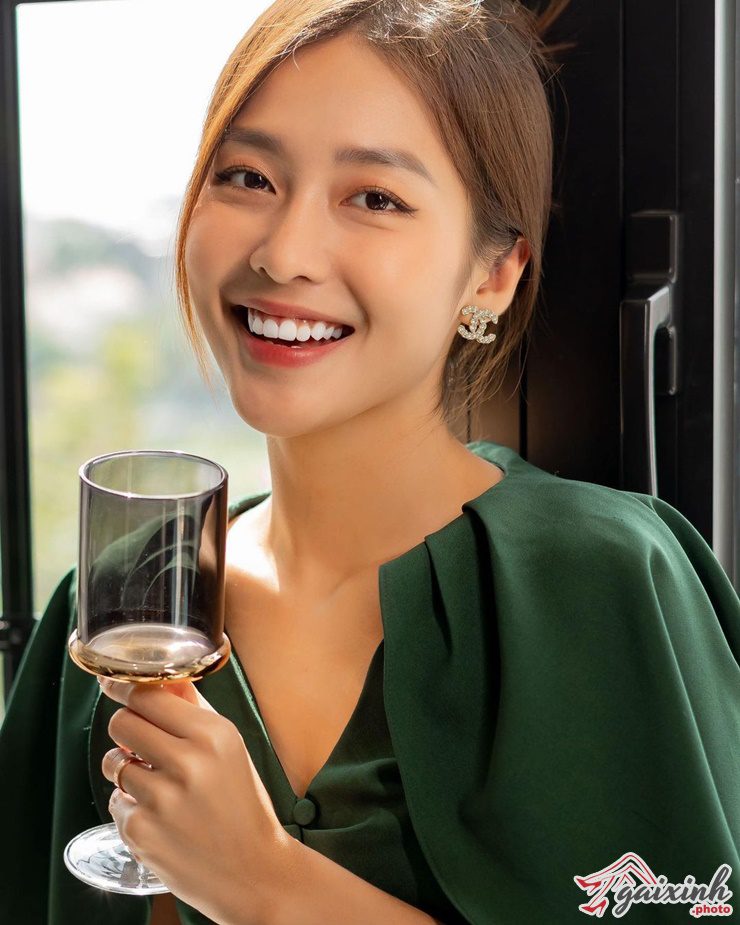 Anh Cua Kha Ngan anh cua kha ngan