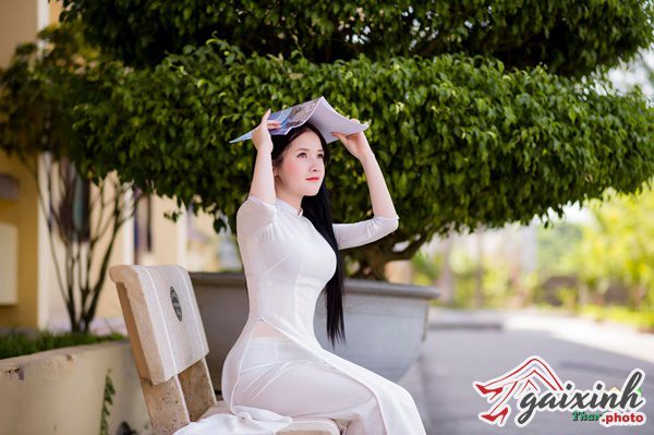 Người Con Gái Đẹp Mặc Chiếc Áo Dài ảnh gái đẹp áo dài