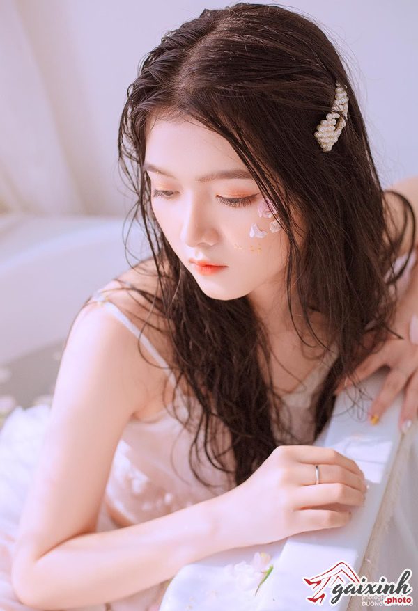 anh hot girl facebook