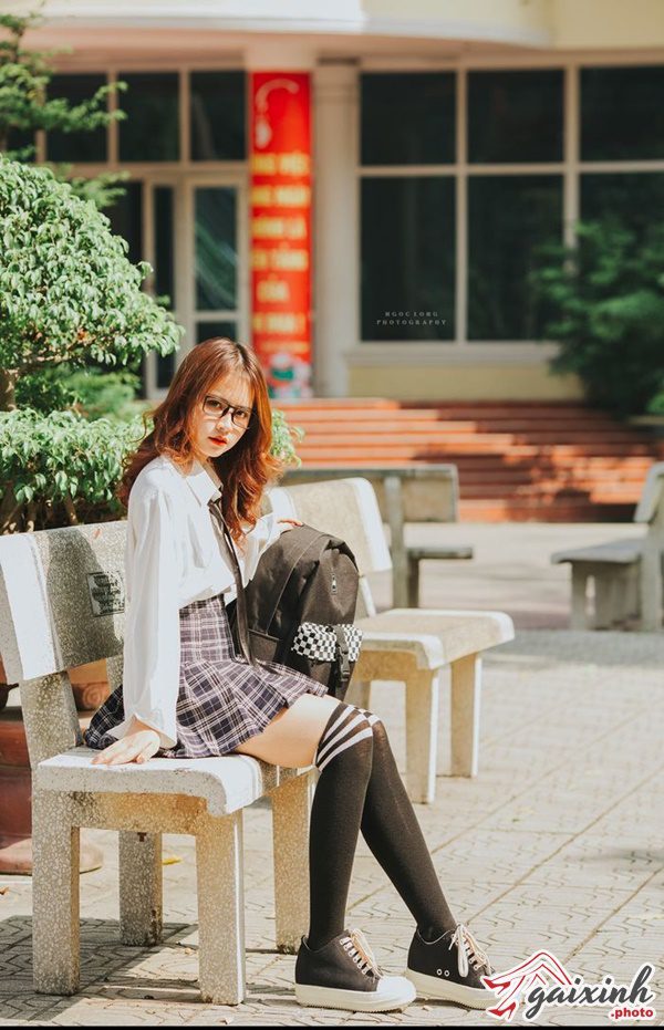 Ảnh Cô Gái Xinh ảnh mạng đeo kính