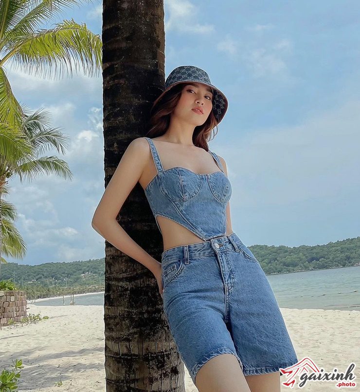 Ảnh Bikini Ninh Dương Lan Ngọc ảnh ninh dương lan ngọc