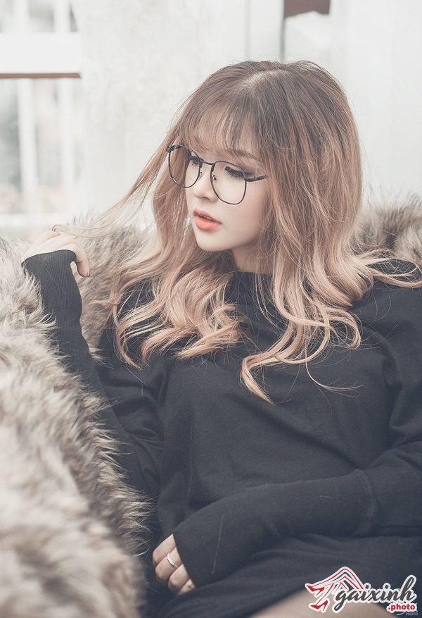 Ảnh Gái Xinh Đeo Mắt Kính ảnh nữ đeo kính