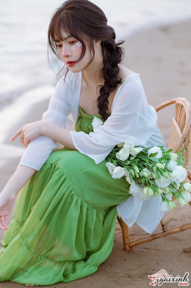 Vú Quỳnh Alee ảnh sexy quỳnh alee