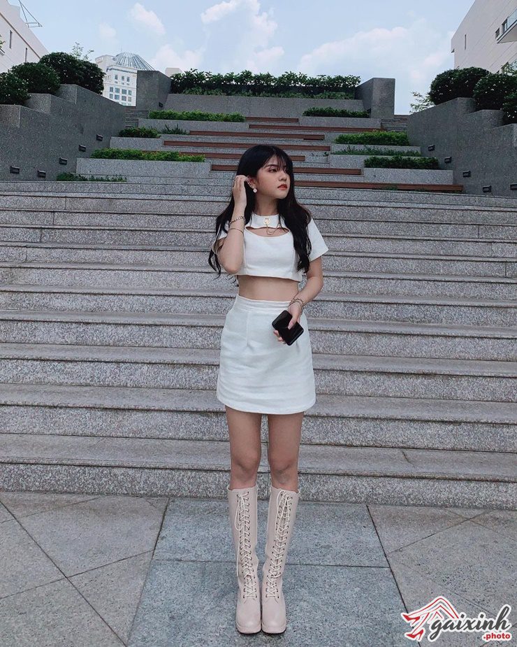 Ảnh Của Chị Reency Ngô ảnh sexy reency ngô