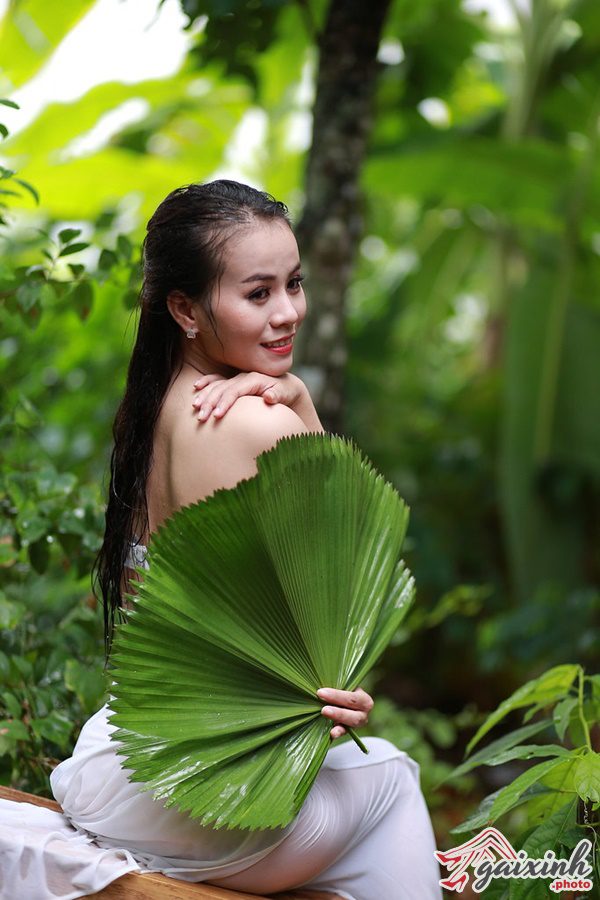 Ao Dai Uot Mua áo dài trắng ướt