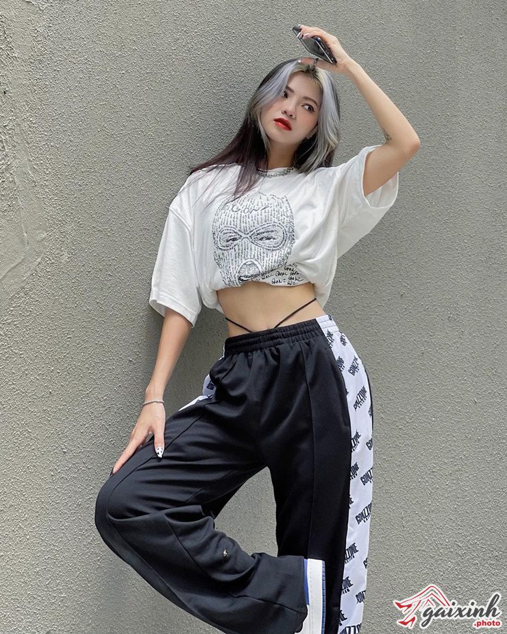 Ảnh Bùi Thảo Ly ciin bùi thảo ly sinh năm bao nhiều