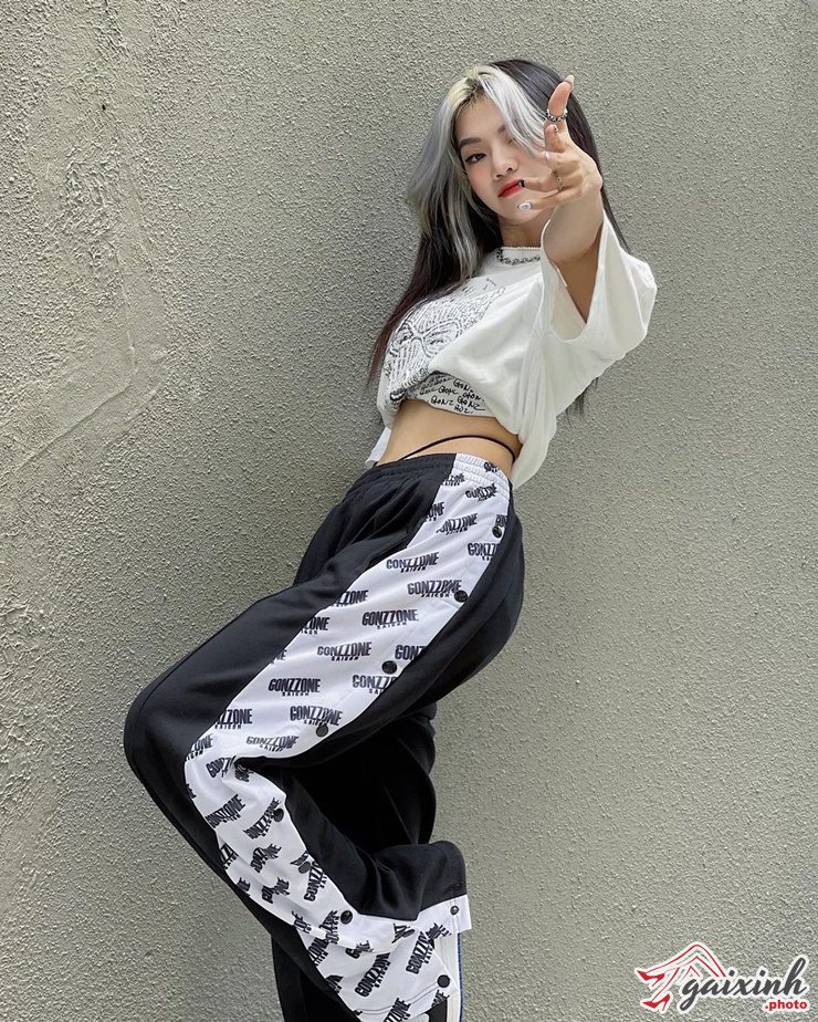 Ảnh Bùi Thảo Ly ciin bùi thảo ly sinh năm bảo nhiều