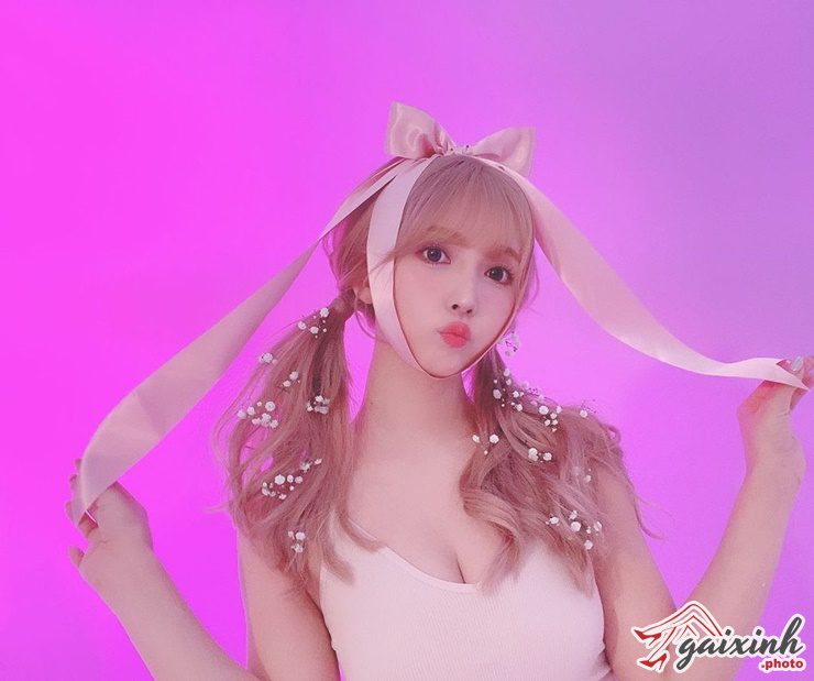 Hình Nữ Cute diễn viên yua mikami