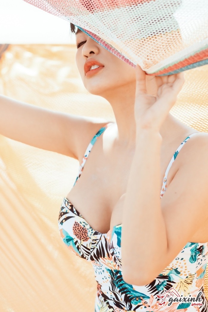 Anh Cua Dj Trang Moon dj trang moon mac bikini