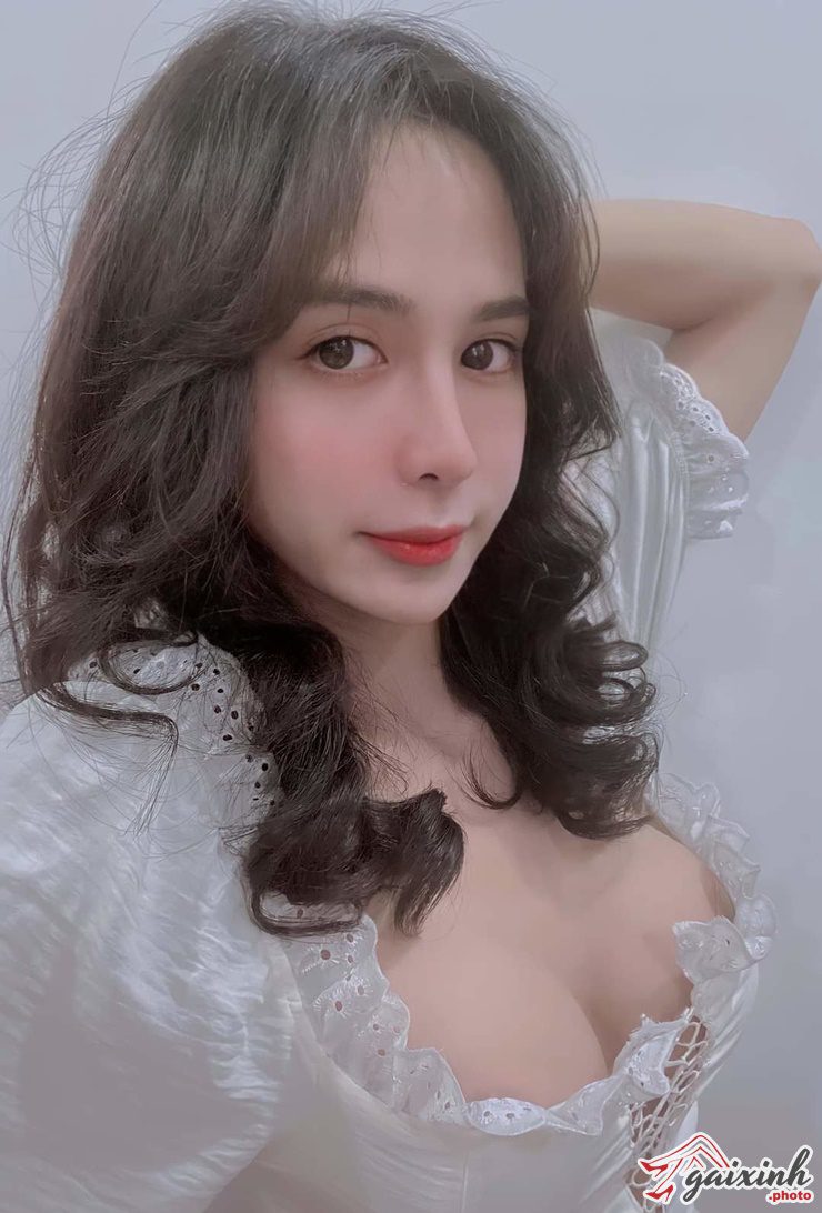 Ảnh Con Gái Hở Hang gái đẹp ho hang