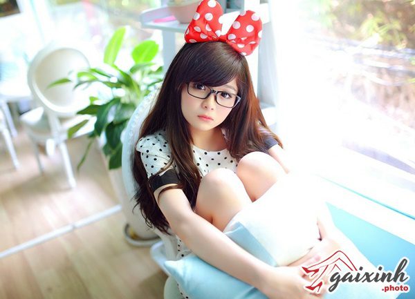 Ảnh Con Gái gái đẹp tóc dài mặc bikini