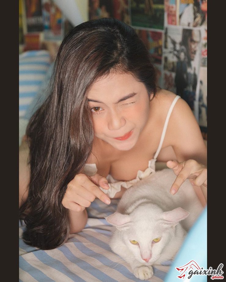 Ảnh Cô Gái gái xinh dễ thương