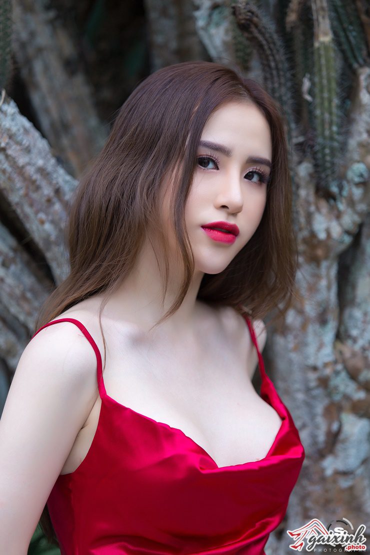 Gái Mặc Áo 2 Dây gai xinh mac ao 2 day 08