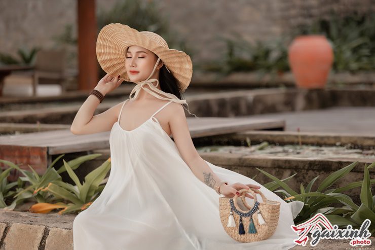 Gái Mặc Áo 2 Dây gai xinh mac ao 2 day 16