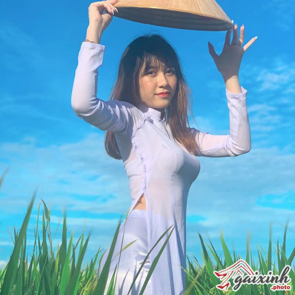 Ảnh Gái Xinh Mang Áo Dài gái xinh mặc áo dài