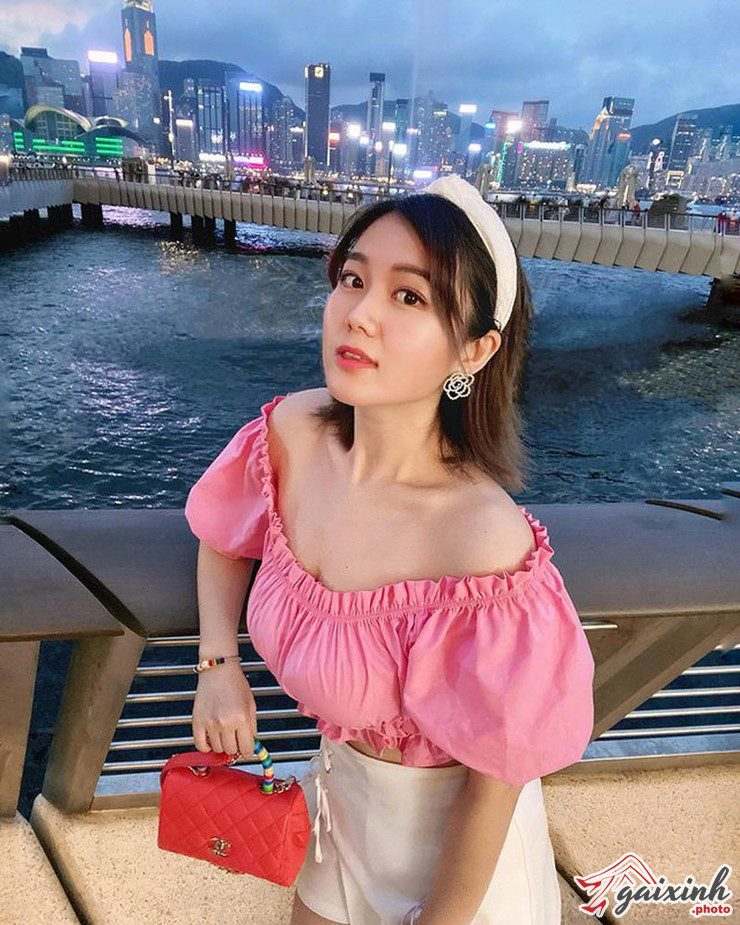 Gái Xinh Mặc Áo Trễ Vai gai xinh mac ao tre vai6