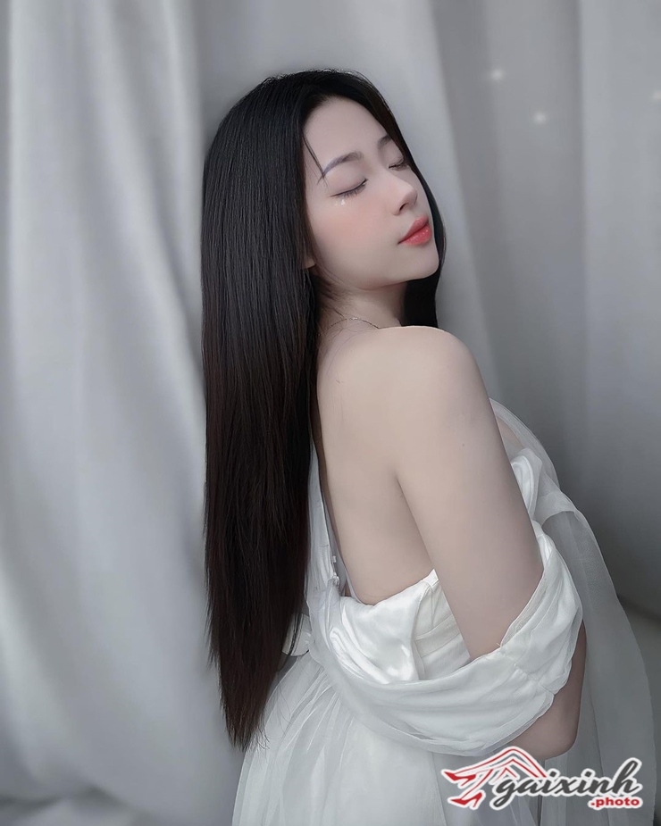 gai xinh trung quoc coi do