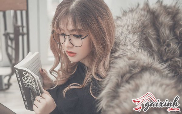 Ảnh Gái Xinh Đeo Mắt Kính hình ảnh con gái cute dễ thương