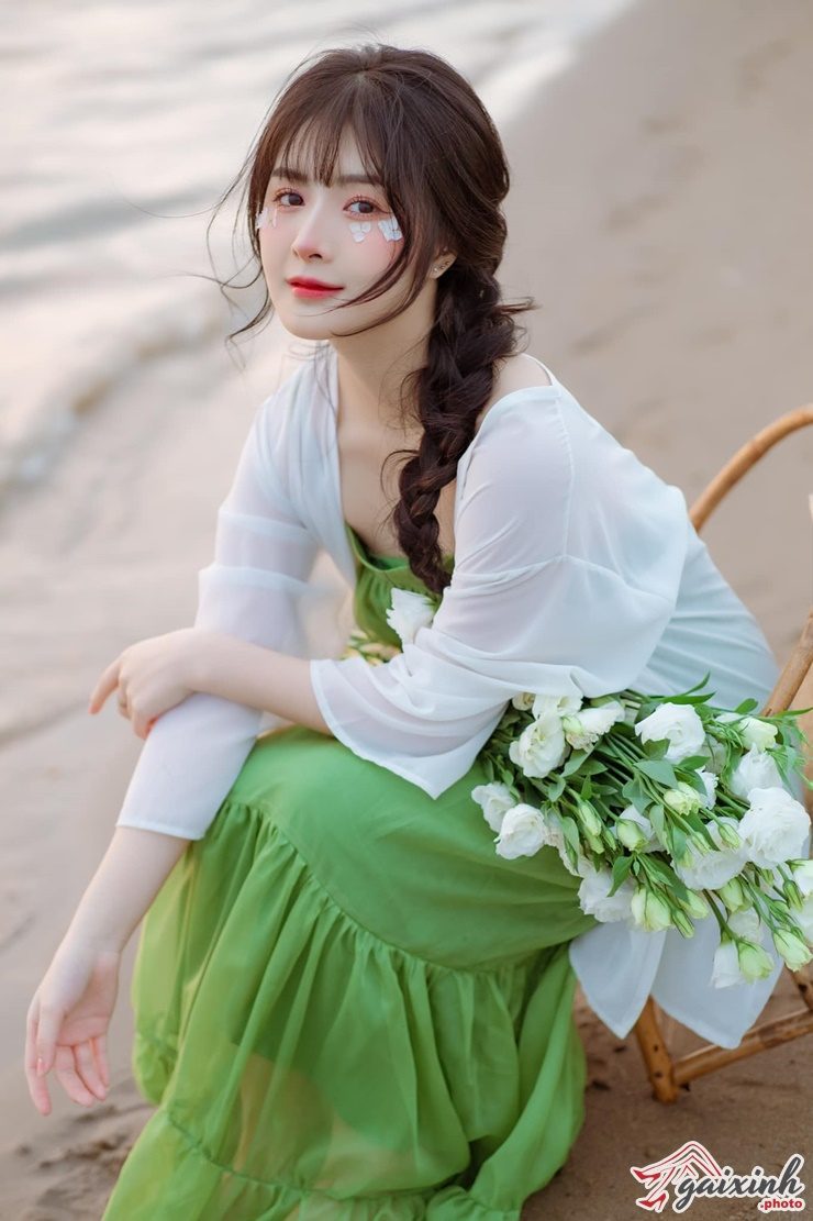 Vú Quỳnh Alee hình ảnh quỳnh alee