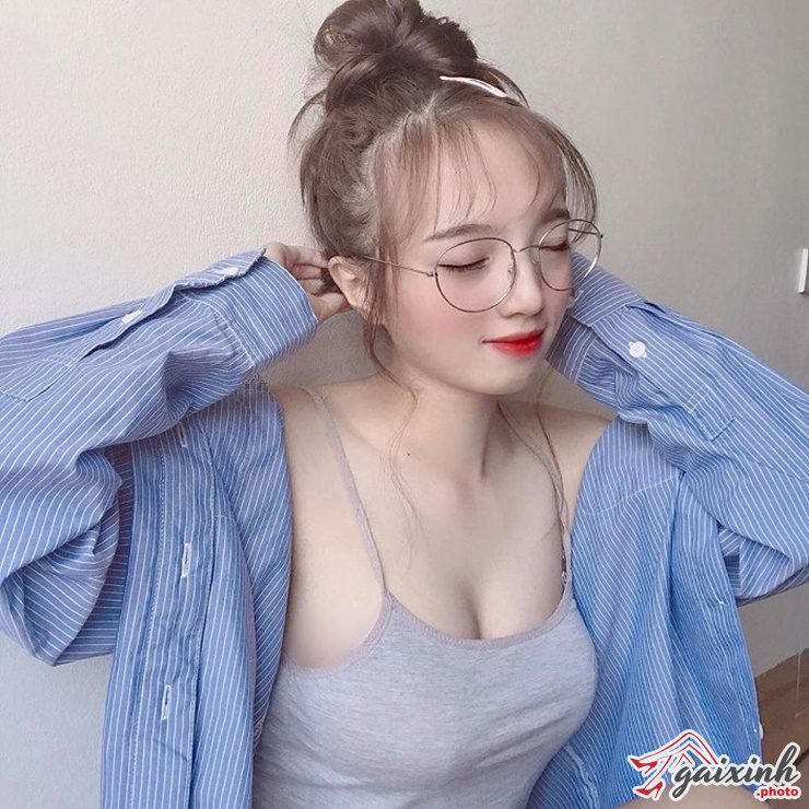 Hình Nữ Cute hình gái xinh cute