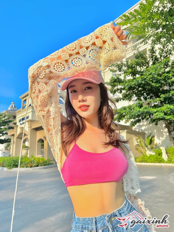 hinh le huynh thuy ngan