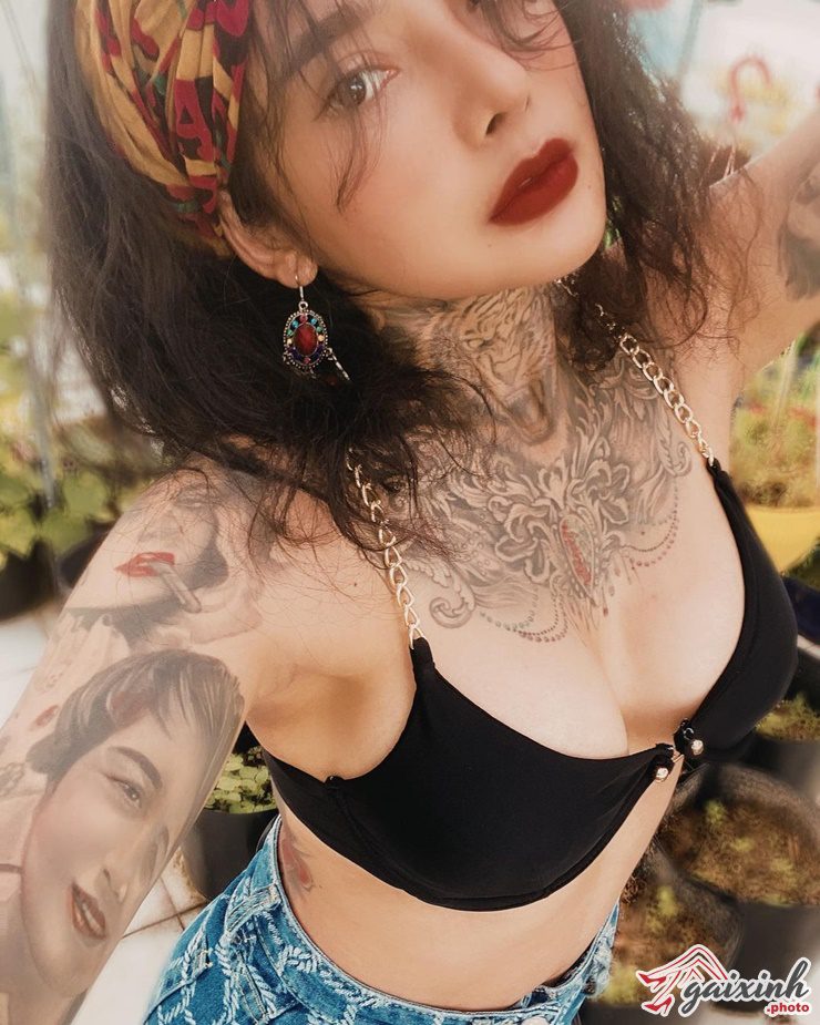 hình xâm cô gái nhật