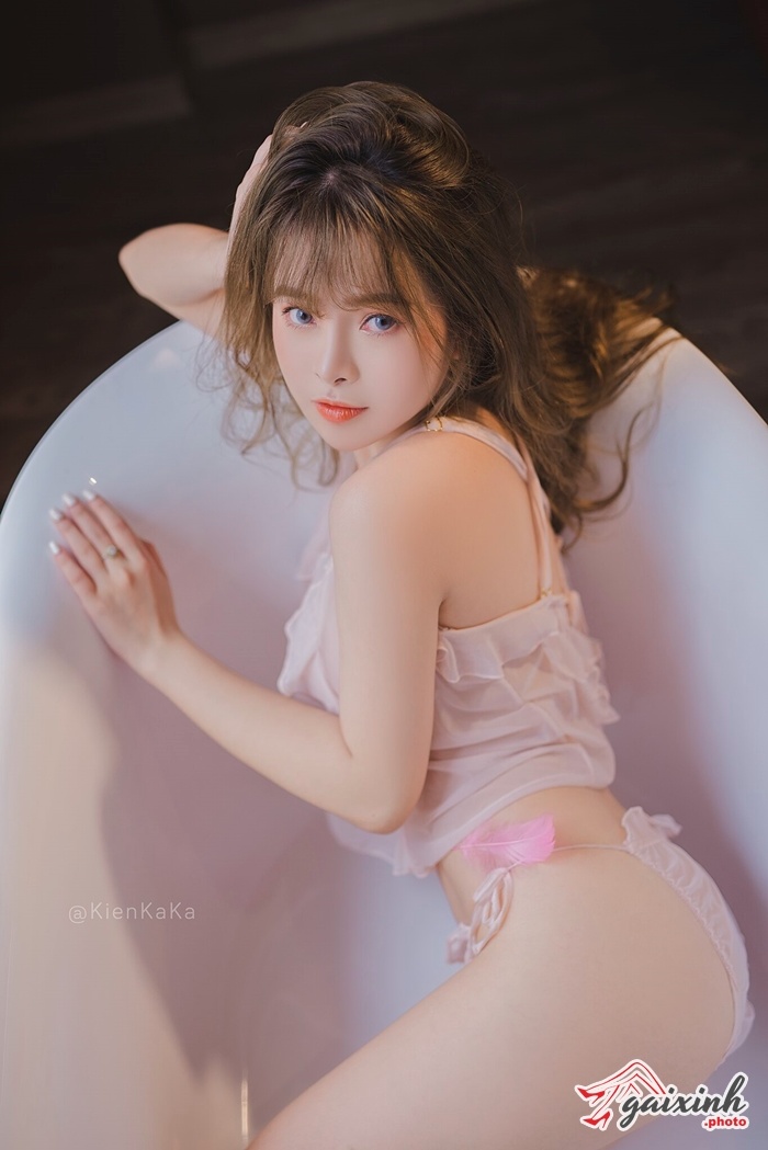 Hot Girl 2K2 Sở Hữu Mặt Xinh Body Gợi Cảm hot girl 2k2 so huu mat xinh body goi cam 002