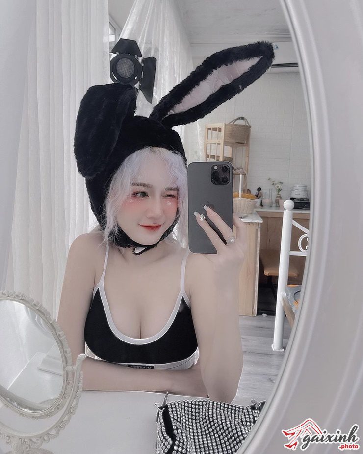hot girl streamer