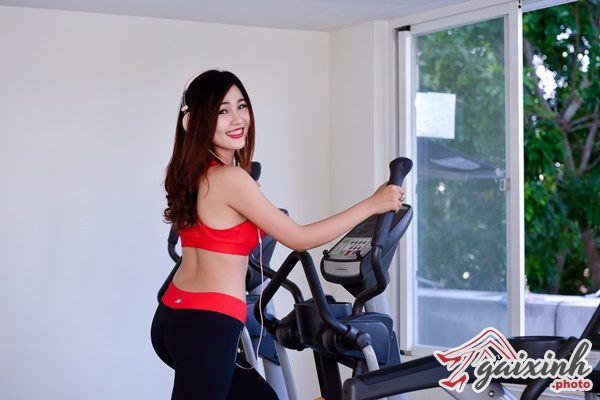 Ảnh Phòng Gym hot girl tập gym