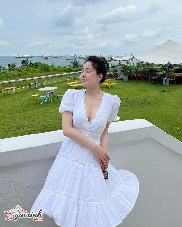 Ảnh Nóng Trâm Anh hot gril tram anh