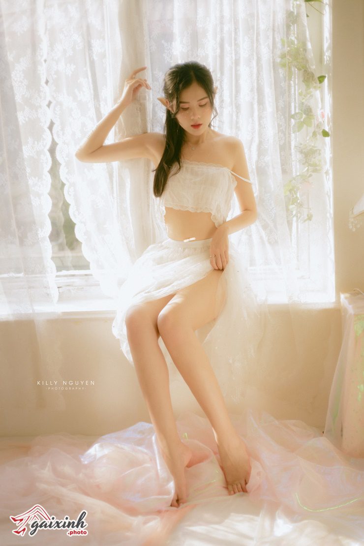 Ảnh Dáng Gái Xinh khoe dáng đẹp