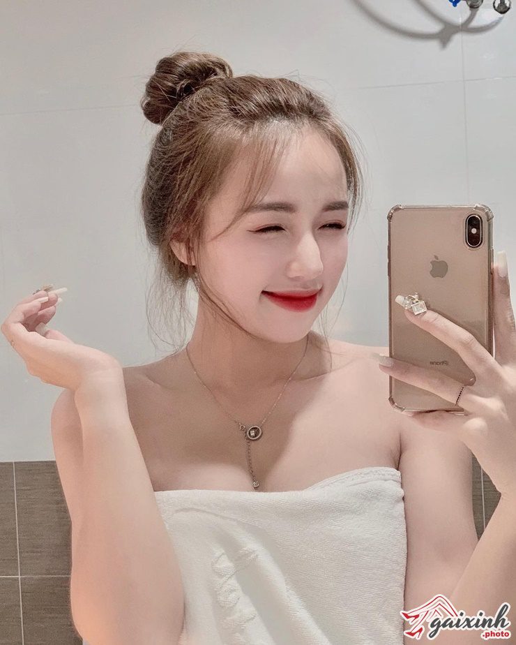 Ảnh Của Trần Thị Nhung lót trần thị nhung mặc đồ bơi