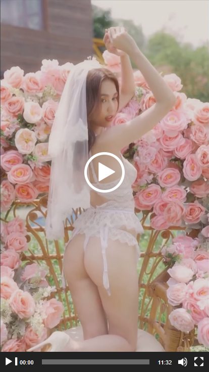 Ngoc-Trinh-Nude-Bg ngoc-trinh-nude-bg