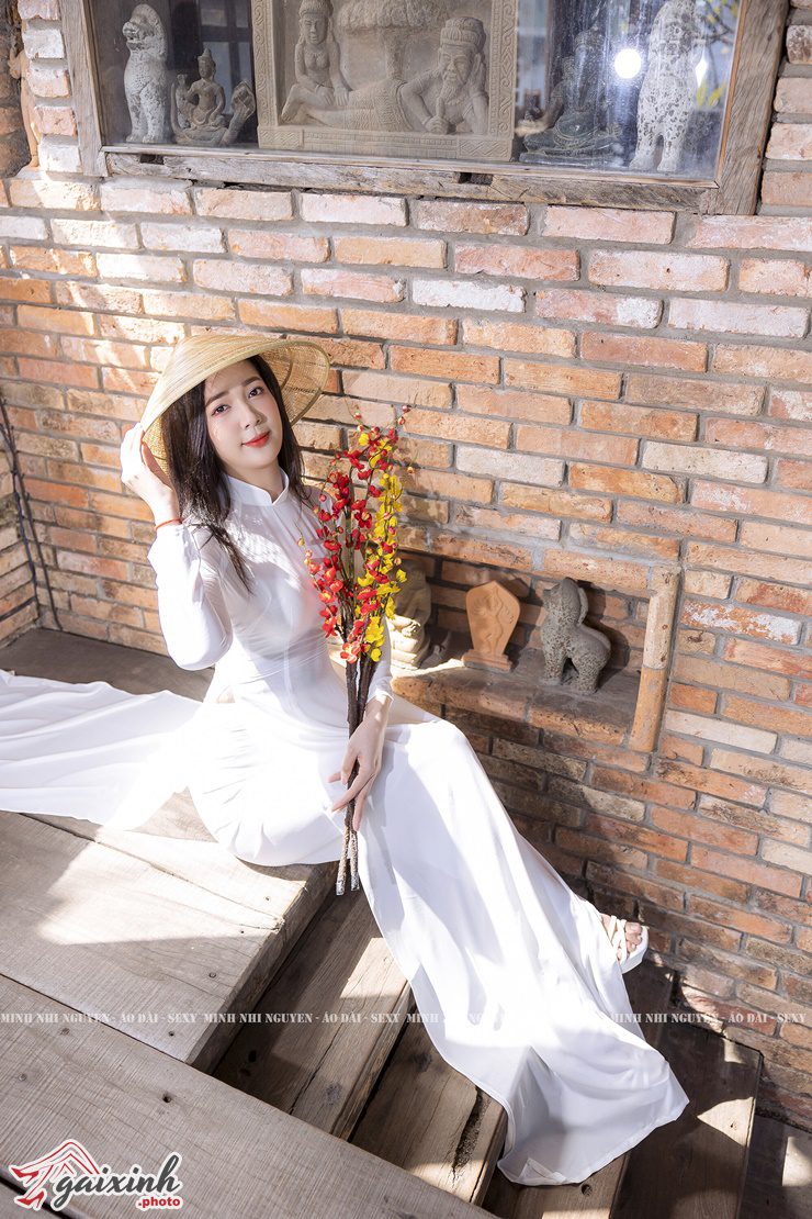 Người Mẫu Áo Dài Siêu Mỏng ảnh người mẫu áo dài trắng siêu mỏng sexy