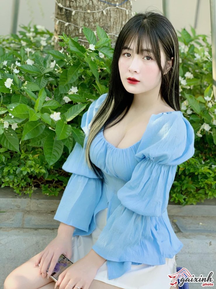 Vú Quỳnh Alee quỳnh alee sexy