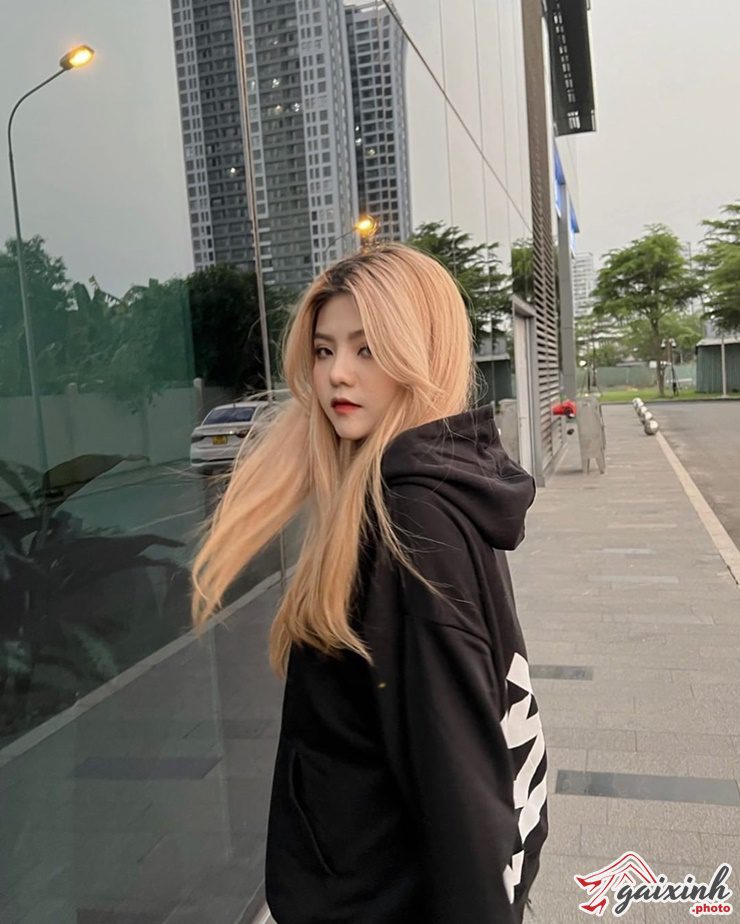 Ảnh Của Chị Reency Ngô reency ngô bao nhiêu tuổi