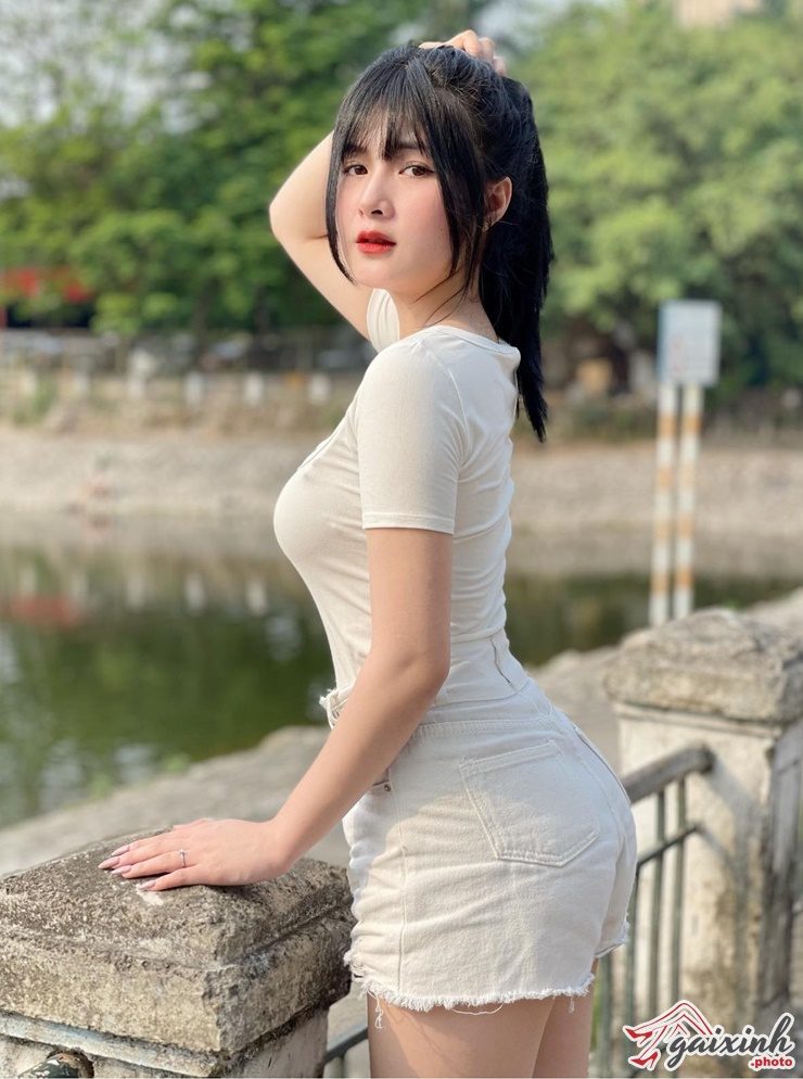 Vú Quỳnh Alee tiểu sử quỳnh alee