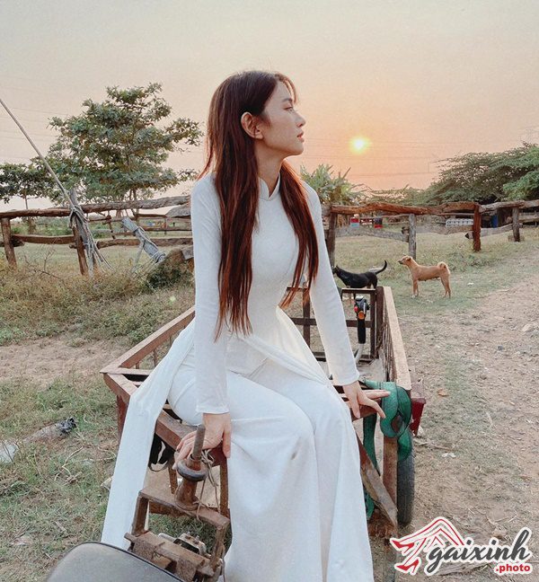 Áo Dài Bó Sát tiktoker le bong 13