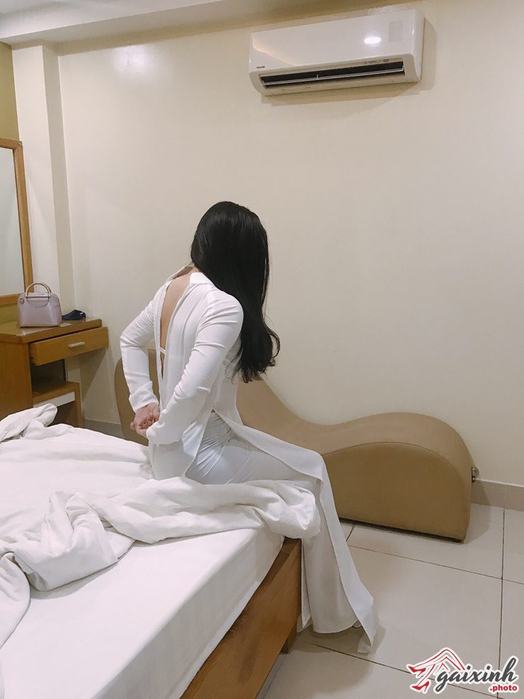 tu quyen ao dai4