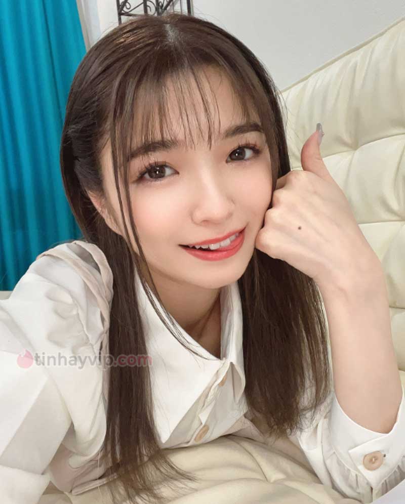 Lộ clip nóng Kuramoto Sumire dọn cỏ vùng kín Kuramoto Sumire dọn cỏ vùng kín
