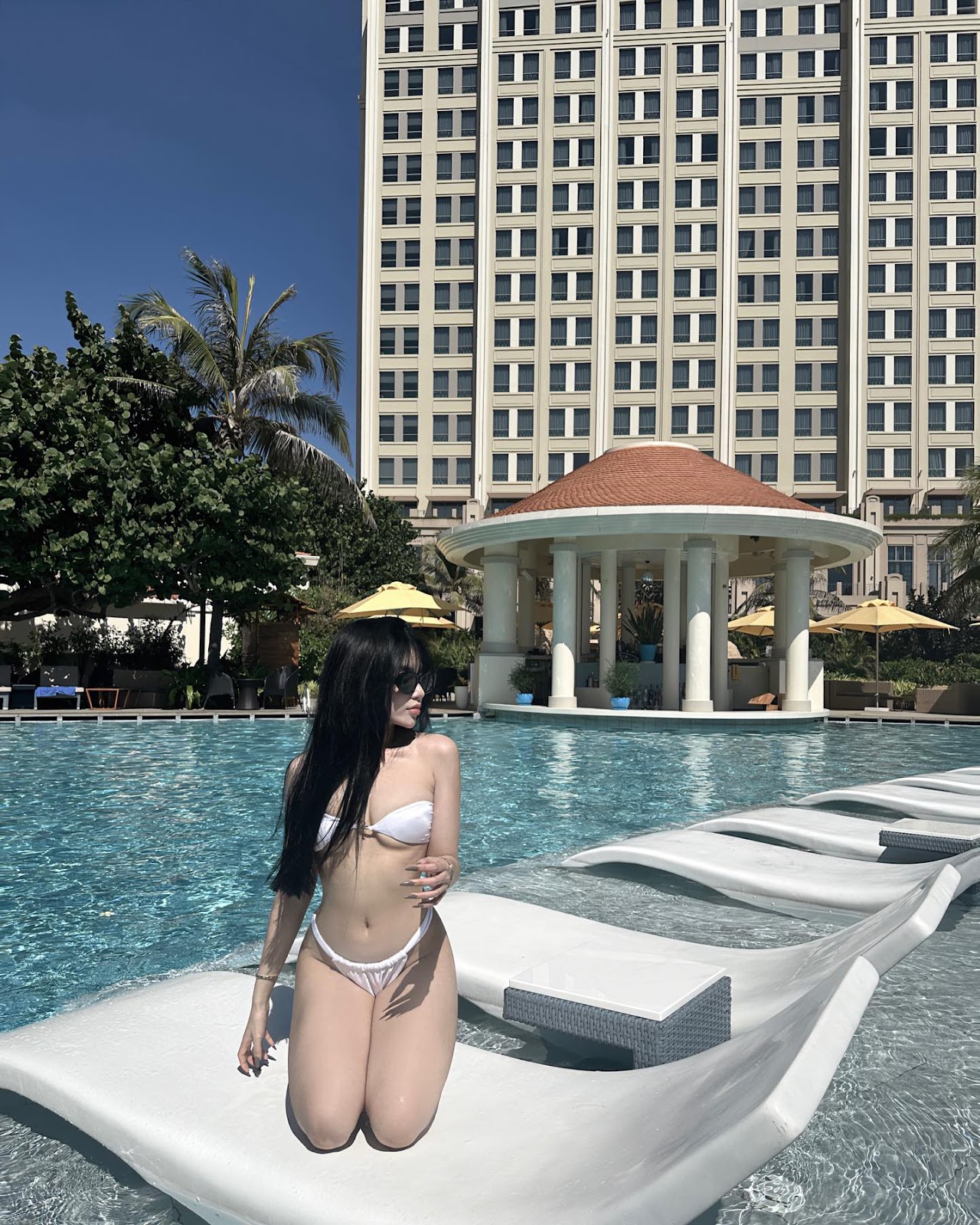 Hot-Girl-Tran-Duong-My-Phung-La-Ai anh-tran-duong-my-phung-mac-bikini-khoe-hang-cuc-mup