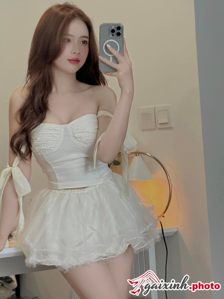 le ly lan huong sexy moi nhat