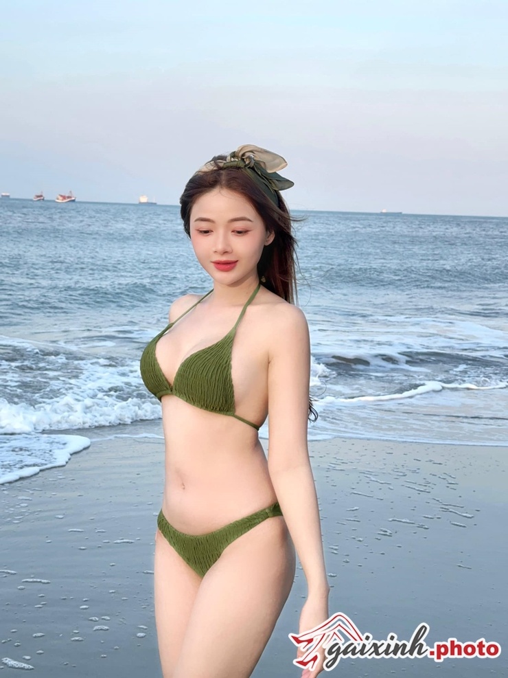 hot girl le ly lan huong que o dau